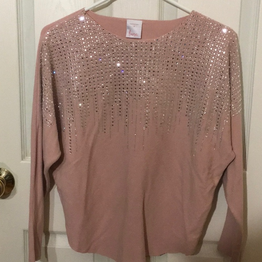 Mauve pink lightweight sweater with jewels
